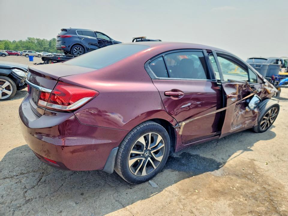 Photo 3 from auction – 2015 HONDA CIVIC with VIN 19XFB2F82FE228482