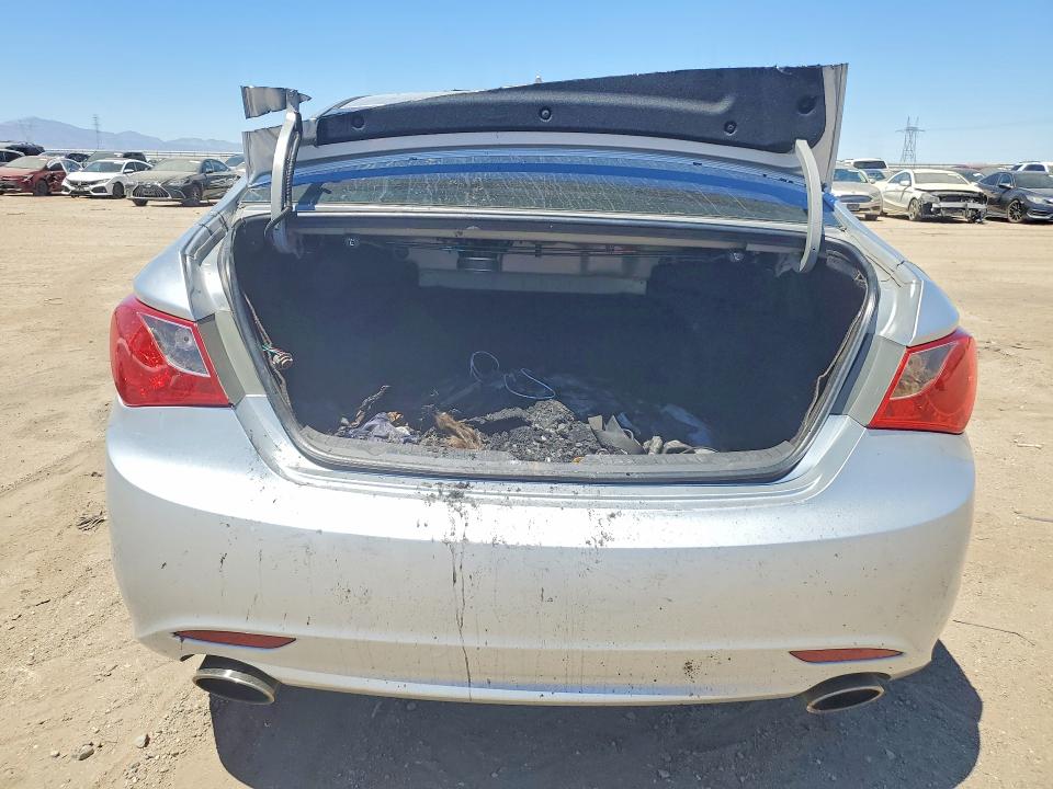 Photo 6 from auction – 2011 HYUNDAI SONATA with VIN 5NPEC4AB1BH294695