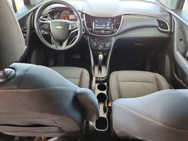 Photo 8 from auction – 2017 CHEVROLET TRAX with VIN 3GNCJLSB6HL218783