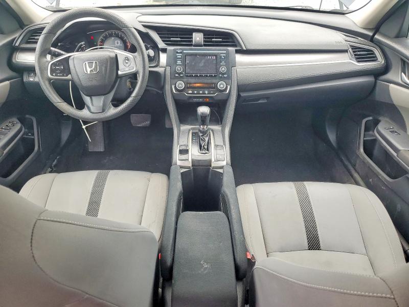 صورة رقم 8 من المزاد - 2018 HONDA CIVIC مع VIN 19XFC2F56JE033254