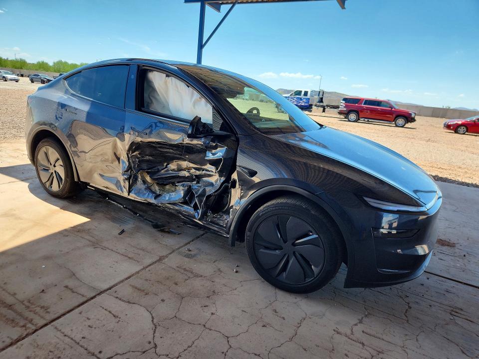 Photo 4 from auction – 2026 TESLA MODEL Y with VIN 7SAYGDED5TF647083