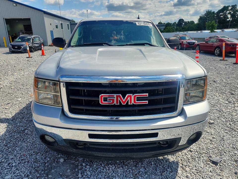 Photo 5 from auction – 2011 GMC SIERRA with VIN 1GTR2VE08BZ193925