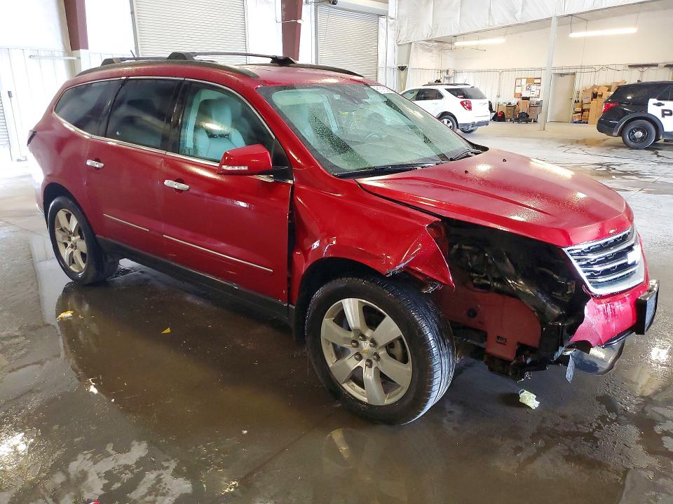 Photo 4 from auction – 2014 CHEVROLET TRAVERSE with VIN 1GNKVJKD2EJ310482