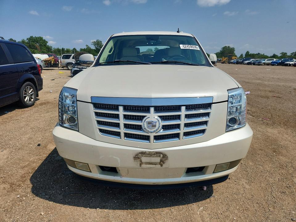 Photo 5 from auction – 2008 CADILLAC ESCALADE with VIN 1GYFK63878R165327