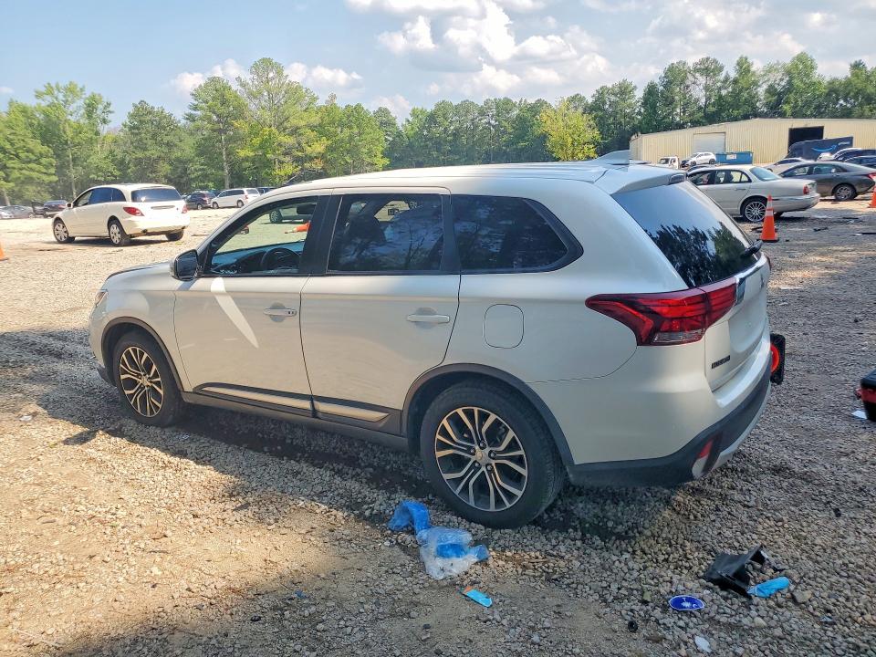 Photo 2 from auction – 2017 MITSUBISHI OUTLANDER with VIN JA4AD3A33HZ024006