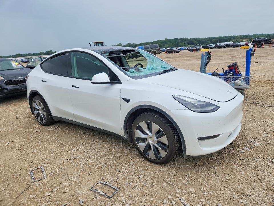 Photo 4 from auction – 2023 TESLA MODEL Y with VIN 7SAYGDEE6PF684657