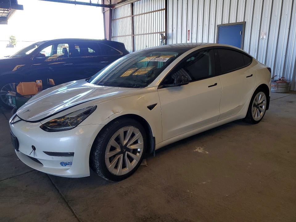 TESLA MODEL 3 2021 с VIN 5YJ3E1EA7MF862564 - Снимка от търг