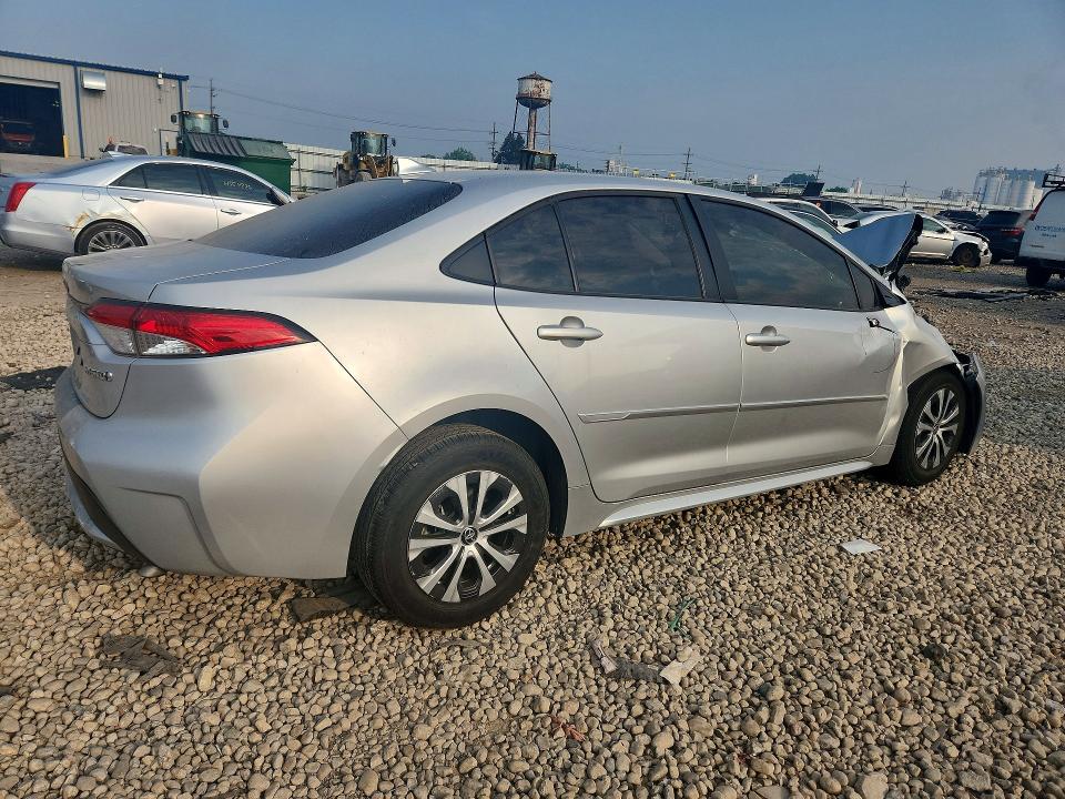 Photo 3 from auction – 2022 TOYOTA COROLLA with VIN JTDEAMDE2N3009384