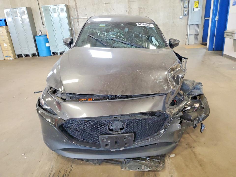 Photo 5 from auction – 2021 MAZDA 3 with VIN JM1BPALL5M1402032