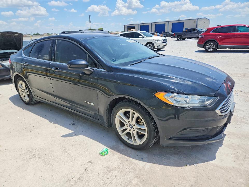 Photo 4 from auction – 2018 FORD FUSION with VIN 3FA6P0LU0JR260037