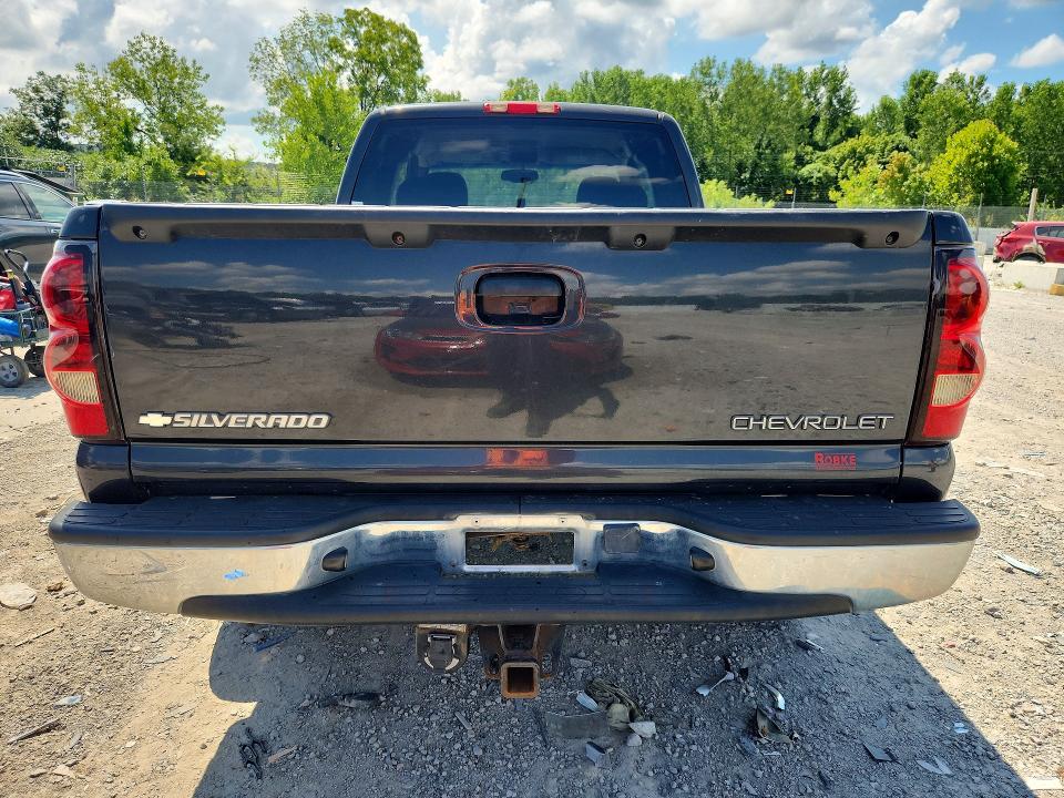 Photo 6 from auction – 2005 CHEVROLET SILVERADO with VIN 1GCEK19VX5E171742