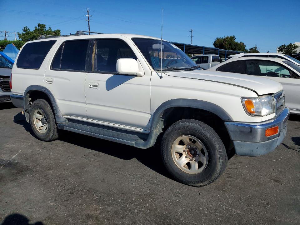 Photo 4 from auction – 1998 TOYOTA 4RUNNER with VIN JT3GN86R0W0070132