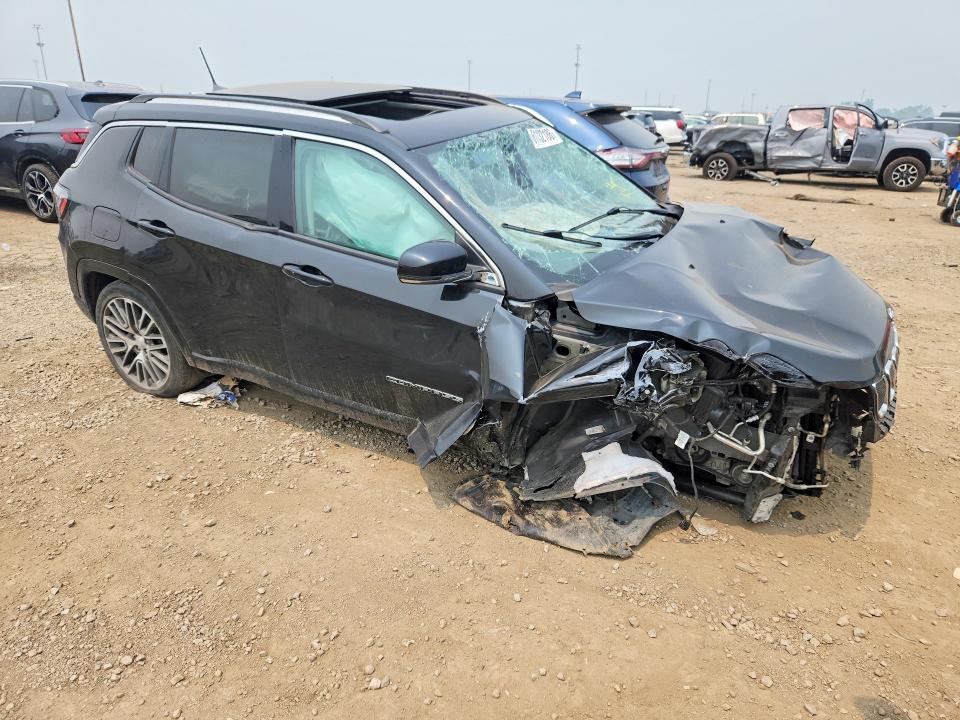 Photo 4 from auction – 2022 JEEP COMPASS with VIN 3C4NJDCB8NT116290