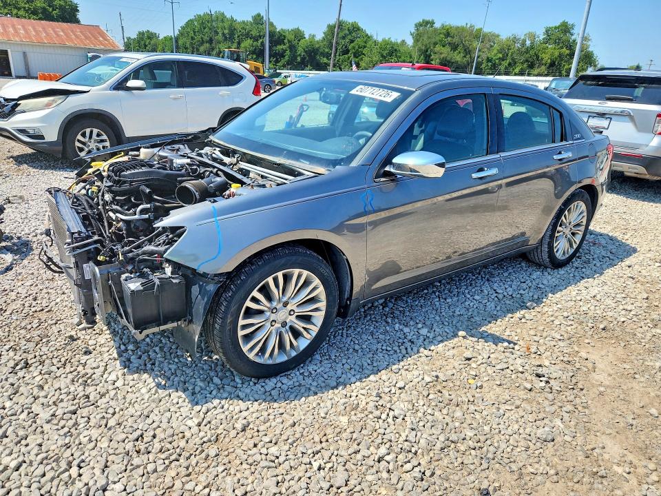 CHRYSLER 200 2013 with VIN 1C3CCBCG2DN574797 - Photo from auction