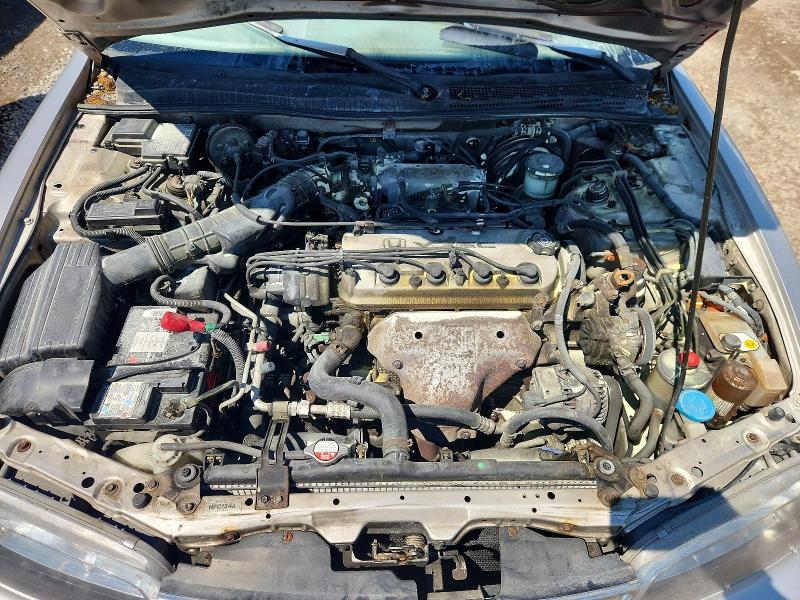 Photo 11 from auction – 1996 HONDA ACCORD with VIN 1HGCD7255TA801140