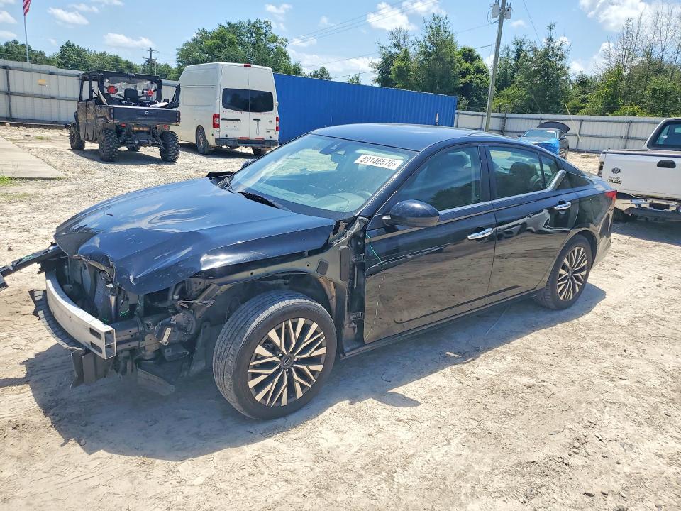 NISSAN ALTIMA 2023 with VIN 1N4BL4DV3PN359858 - Photo from auction