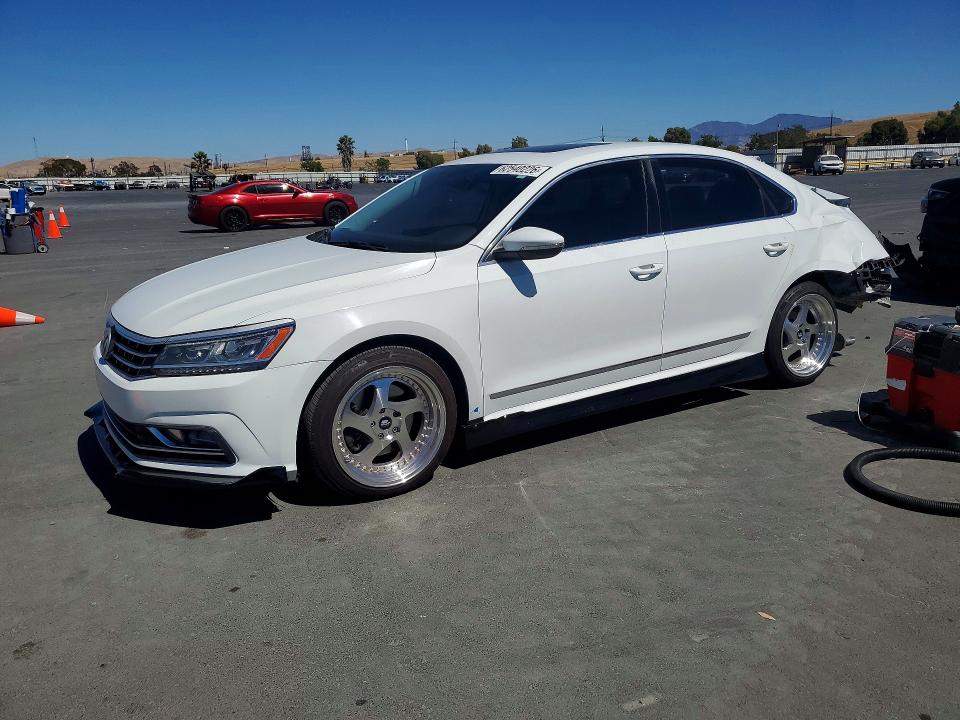 2016 VOLKSWAGEN PASSAT - Търг №62540226