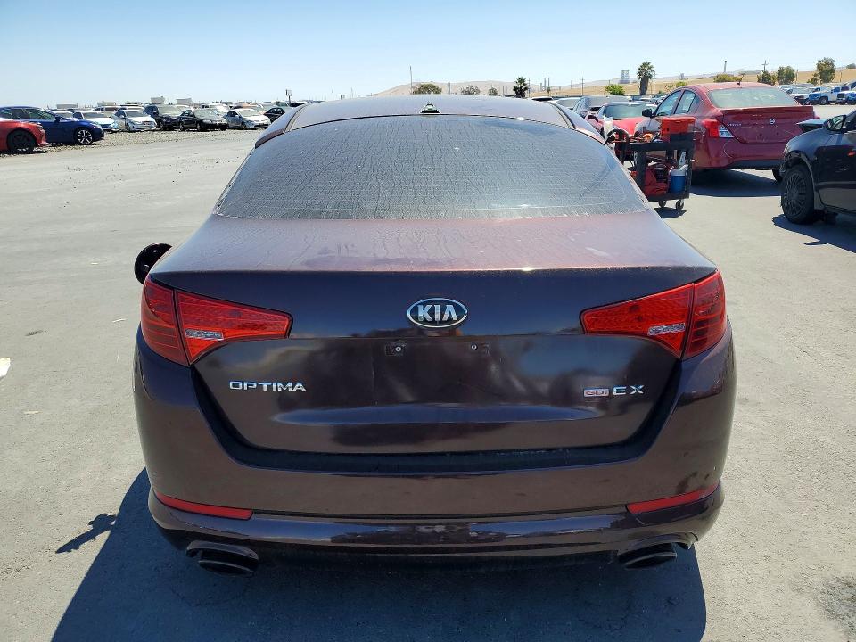 Photo 6 from auction – 2013 KIA OPTIMA with VIN 5XXGN4A76DG231265