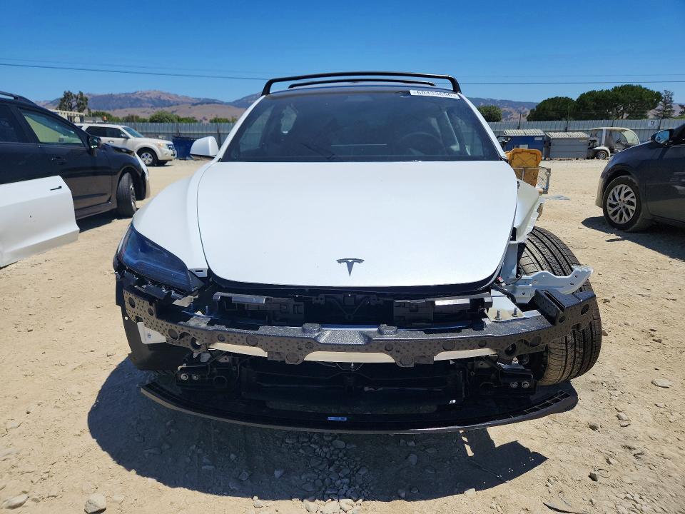 Photo 5 from auction – 2026 TESLA MODEL 3 with VIN 5YJ3E1EAXTF153335
