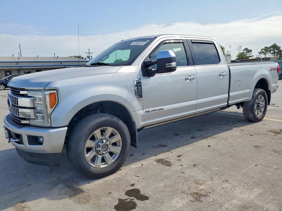 FORD F350 2017 with VIN 1FT8W3BT3HEC00315 - Photo from auction