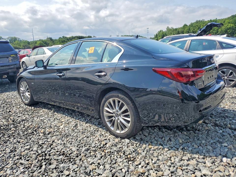 Photo 2 from auction – 2019 INFINITI Q50 with VIN JN1EV7AR2KM554538