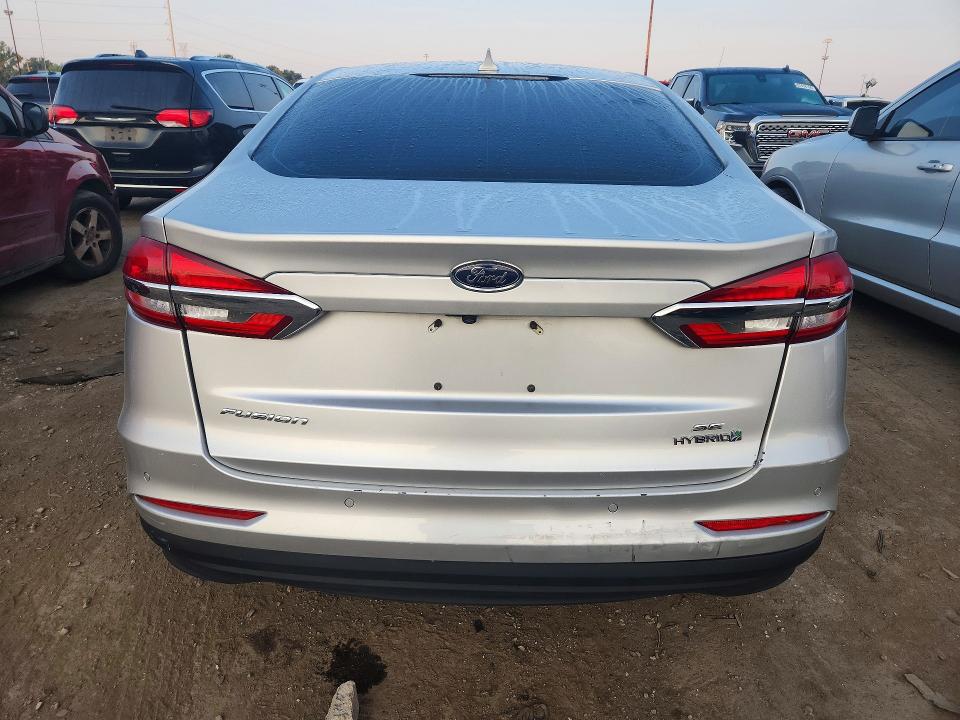 Photo 6 from auction – 2019 FORD FUSION with VIN 3FA6P0LU5KR129560