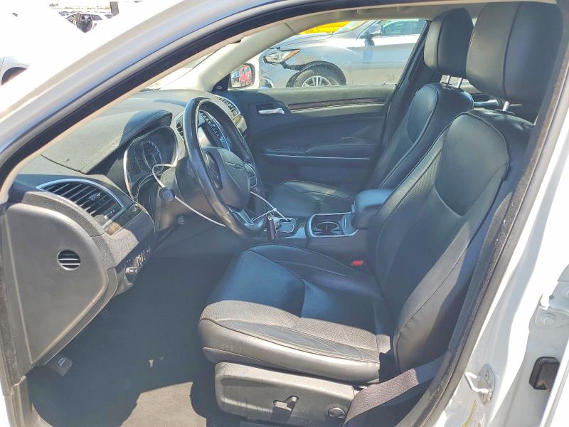 Photo 7 from auction – 2022 CHRYSLER 300 with VIN 2C3CCADG3NH123221