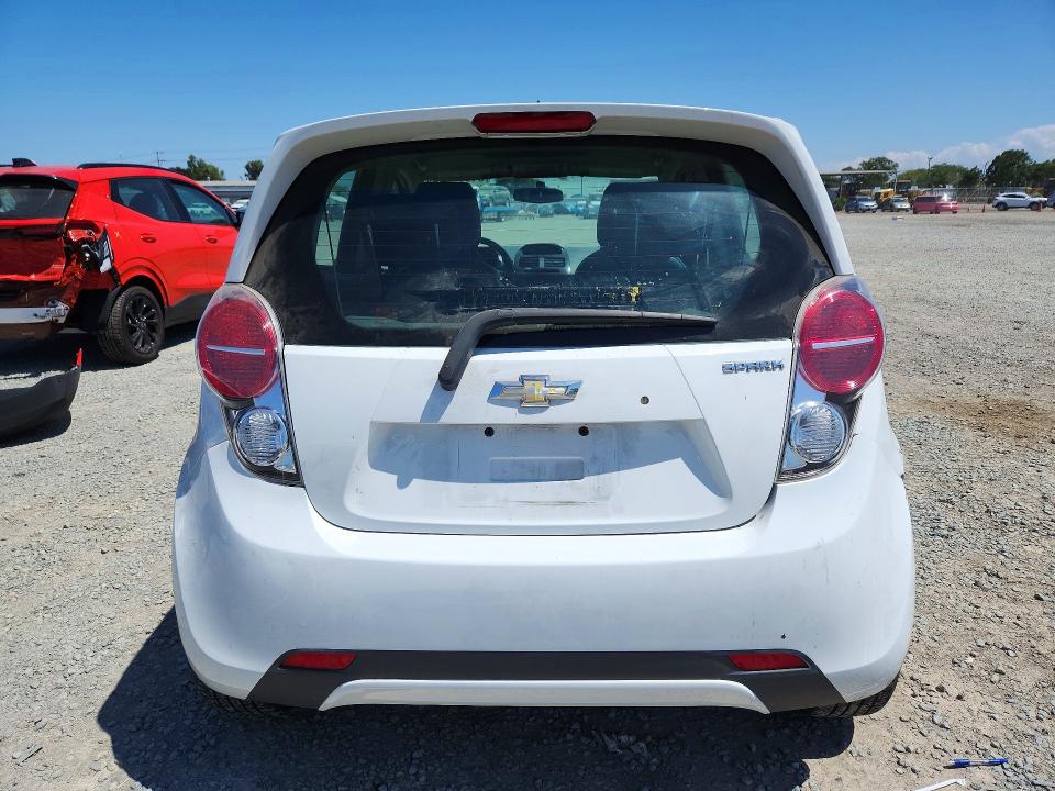 Photo 6 from auction – 2014 CHEVROLET SPARK with VIN KL8CD6S99EC408978