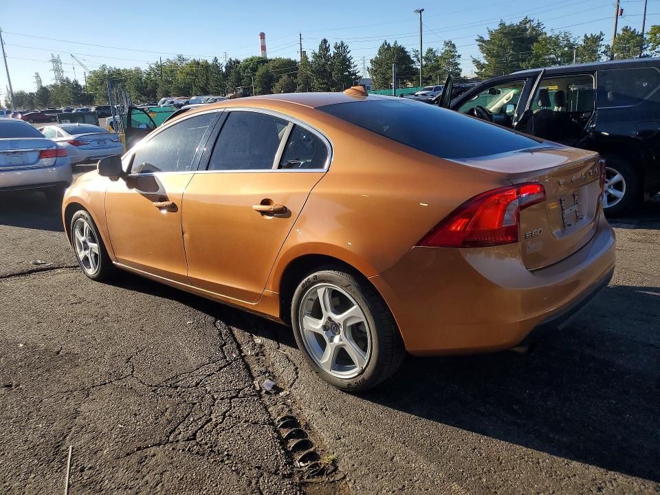 Photo 2 from auction – 2012 VOLVO S60 with VIN YV1622FS4C2033966
