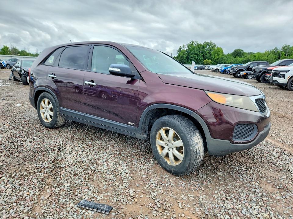 Photo 4 from auction – 2013 KIA SORENTO with VIN 5XYKTCA64DG311726