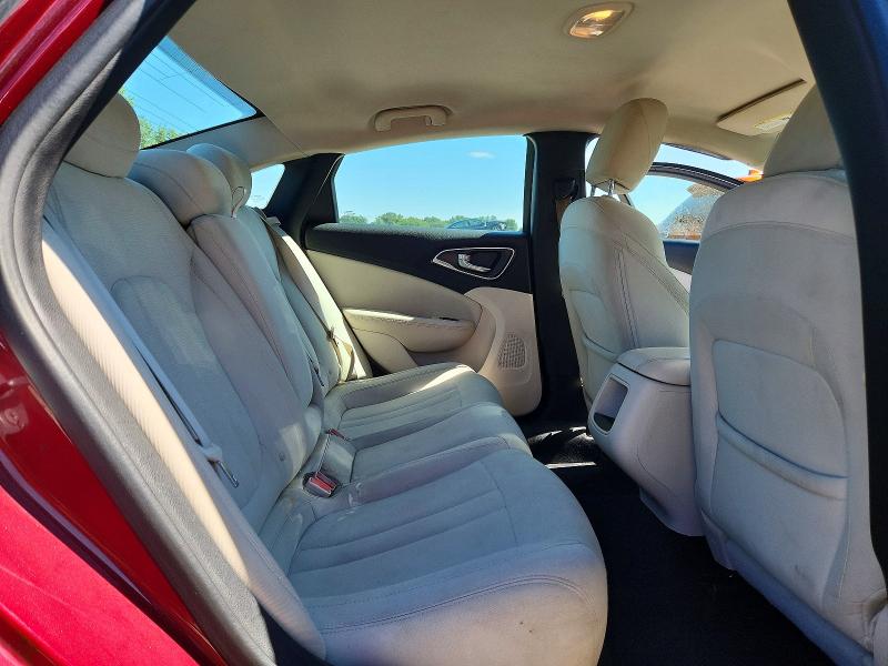 Photo 10 from auction – 2016 CHRYSLER 200 with VIN 1C3CCCAB1GN126648