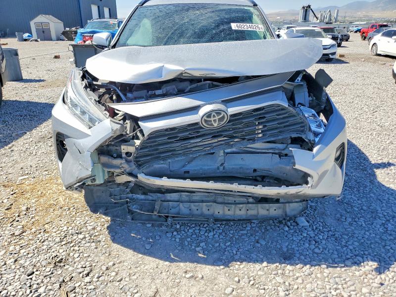 Zdjęcie 11 z aukcji – 2019 TOYOTA RAV4 z VIN 2T3A1RFVXKW071424