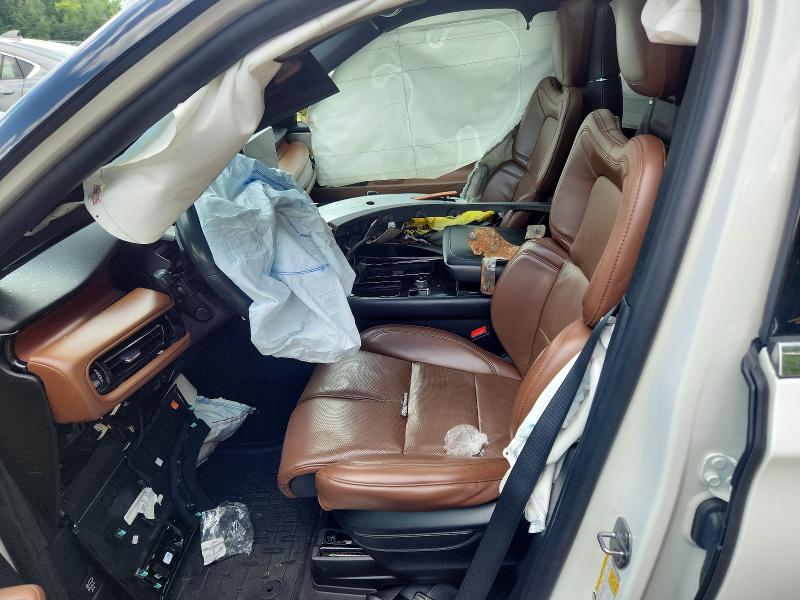 Photo 7 from auction – 2021 LINCOLN AVIATOR with VIN 5LM5J7XC2MGL06960