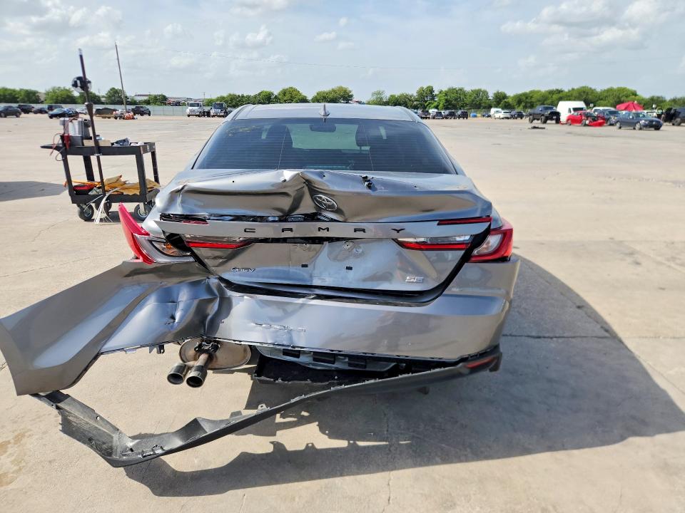 Zdjęcie 6 z aukcji – 2026 TOYOTA CAMRY z VIN 4T1DAACK9TU272007