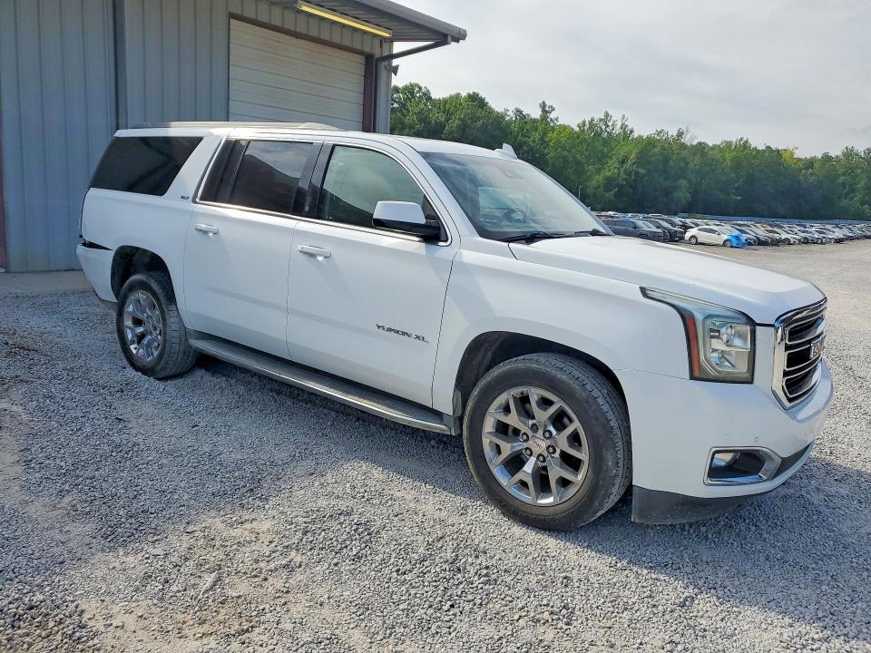 Снимка 4 от търг – 2016 GMC YUKON XL с VIN 1GKS1GKC4GR355088
