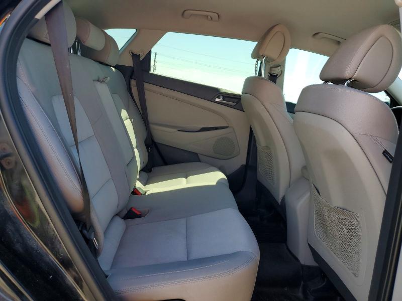 Photo 11 from auction – 2016 HYUNDAI TUCSON with VIN KM8J3CA45GU035632