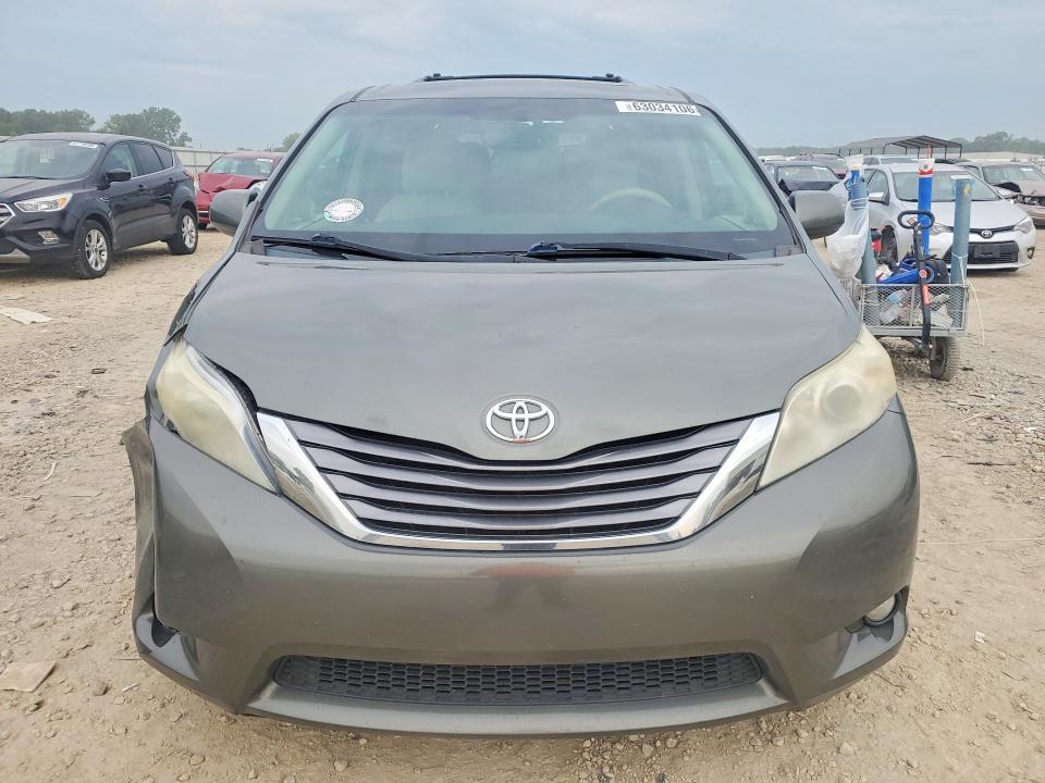 Photo 5 from auction – 2011 TOYOTA SIENNA with VIN 5TDYK3DC3BS076461