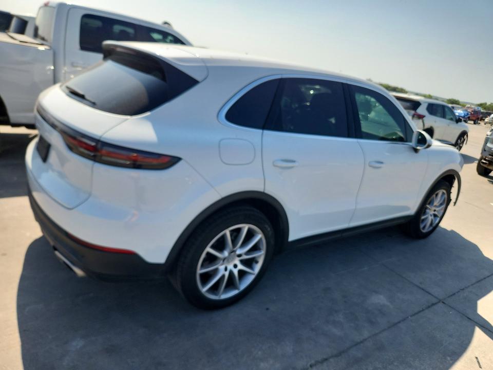 Photo 3 from auction – 2022 PORSCHE CAYENNE with VIN WP1AA2AY3NDA00896