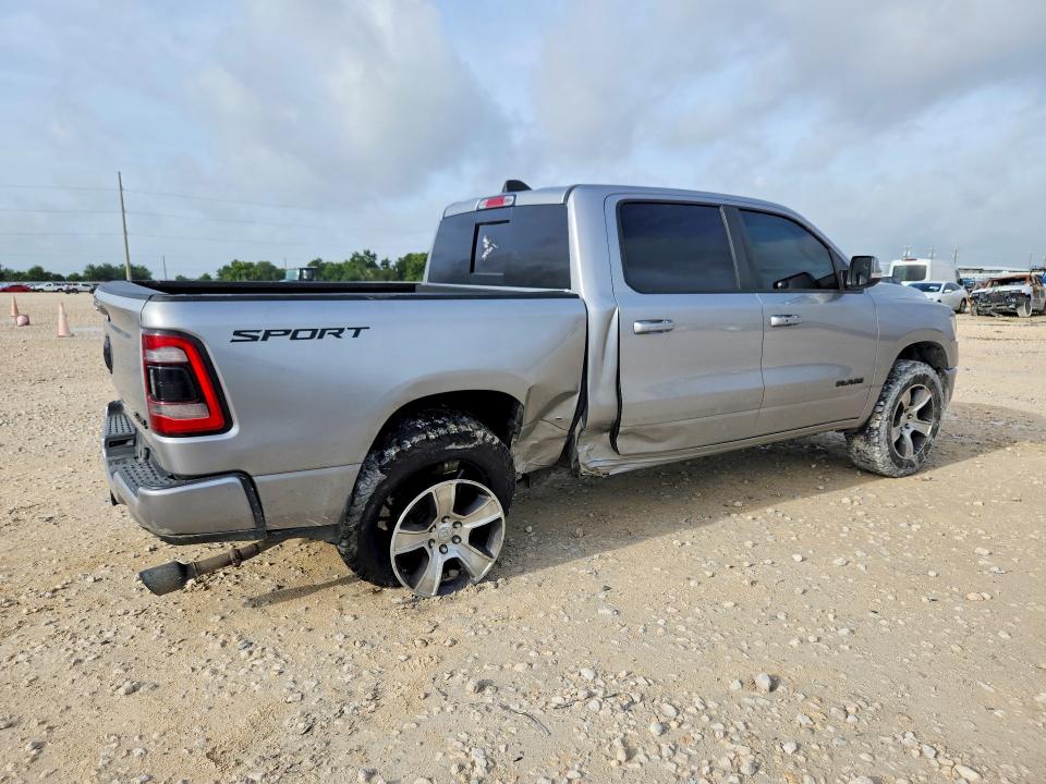 Photo 3 from auction – 2019 RAM 1500 with VIN 1C6SRFLT0KN870559