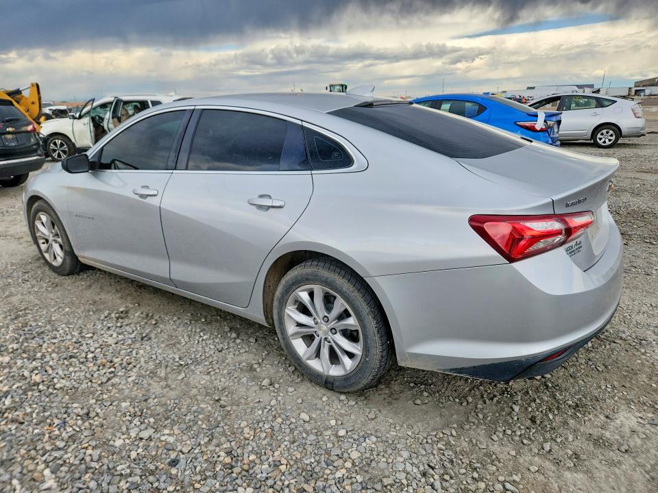 Photo 2 from auction – 2020 CHEVROLET MALIBU with VIN 1G1ZD5ST5LF043209