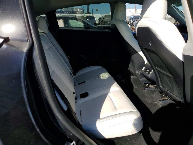 Фото 10 с аукциона – 2025 TESLA MODEL Y с VIN 7SAYGDEE8SF235022
