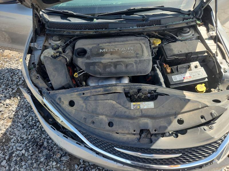 Photo 11 from auction – 2015 CHRYSLER 200 with VIN 1C3CCCAB9FN622599
