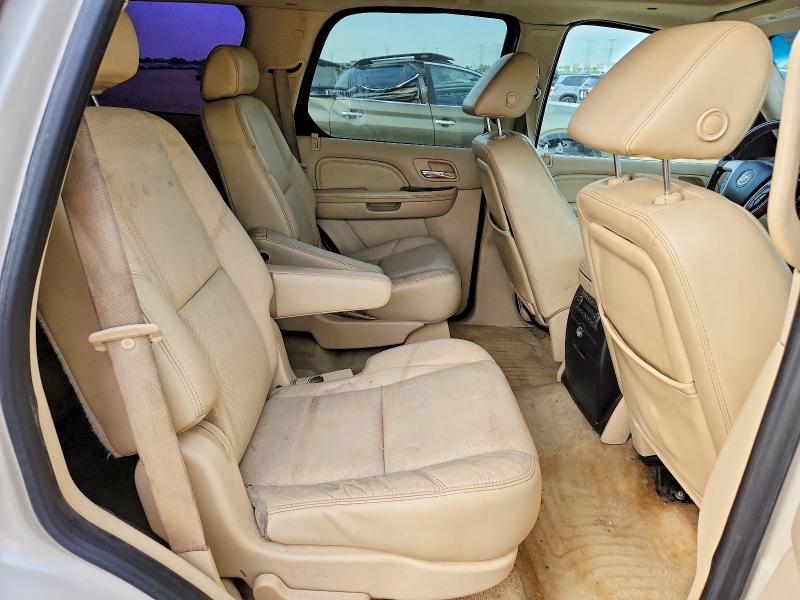 Photo 11 from auction – 2007 CADILLAC ESCALADE with VIN 1GYFK63837R384400