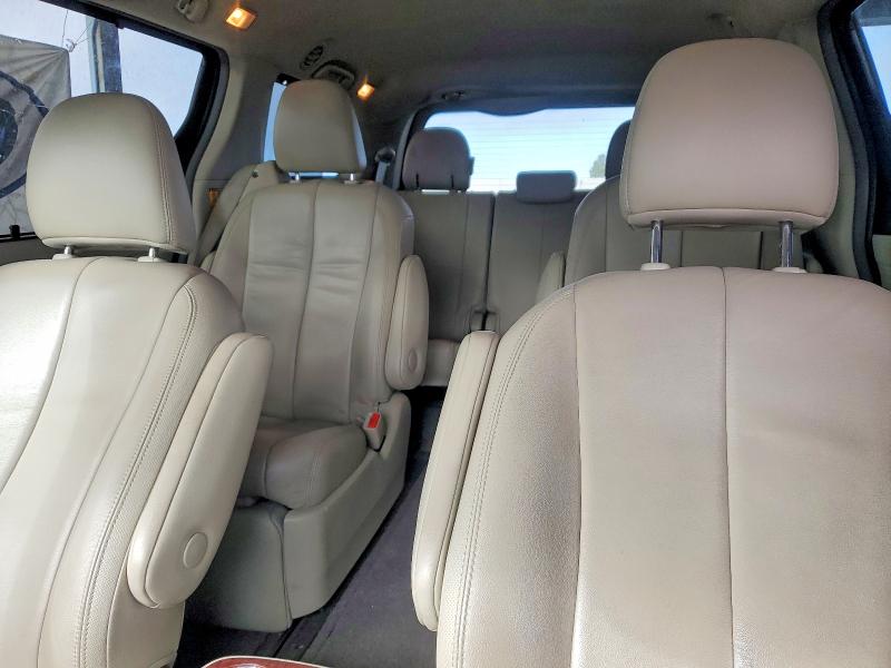 Photo 10 from auction – 2012 TOYOTA SIENNA with VIN 5TDDK3DC3CS048823