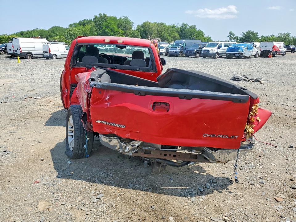 Photo 6 from auction – 2004 CHEVROLET SILVERADO with VIN 1GCEK19T24E213737