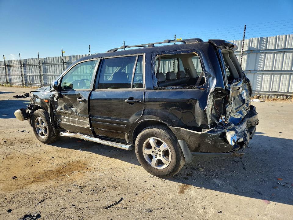 Photo 2 from auction – 2006 HONDA PILOT with VIN 2HKYF18676H526539