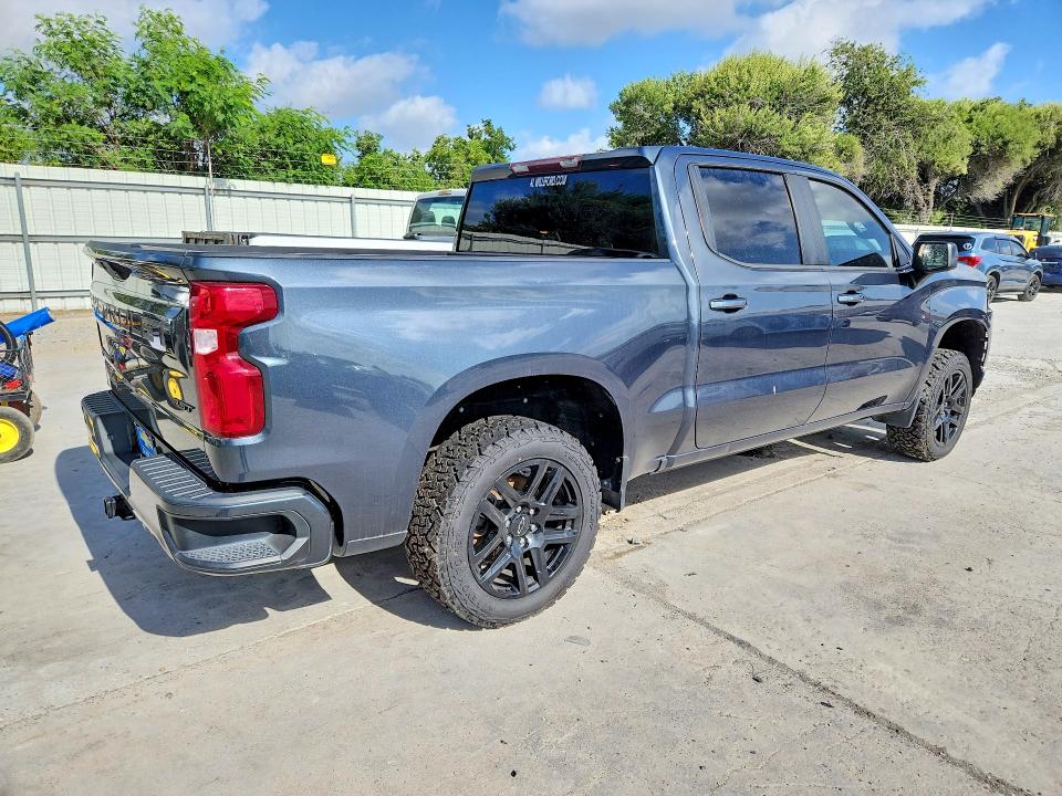 Photo 3 from auction – 2021 CHEVROLET SILVERADO with VIN 1GCUYEED7MZ400366