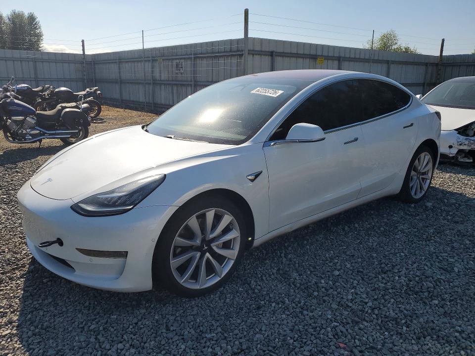 TESLA MODEL 3 2018 with VIN 5YJ3E1EA5JF013822 - Photo from auction