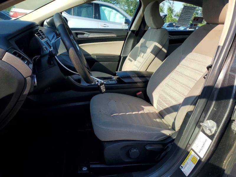 Photo 7 from auction – 2019 FORD FUSION with VIN 3FA6P0G76KR102422