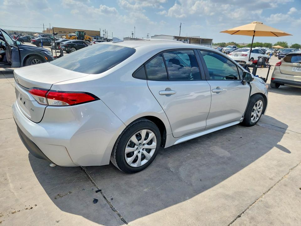 Photo 3 from auction – 2024 TOYOTA COROLLA with VIN 5YFB4MDE9RP081433